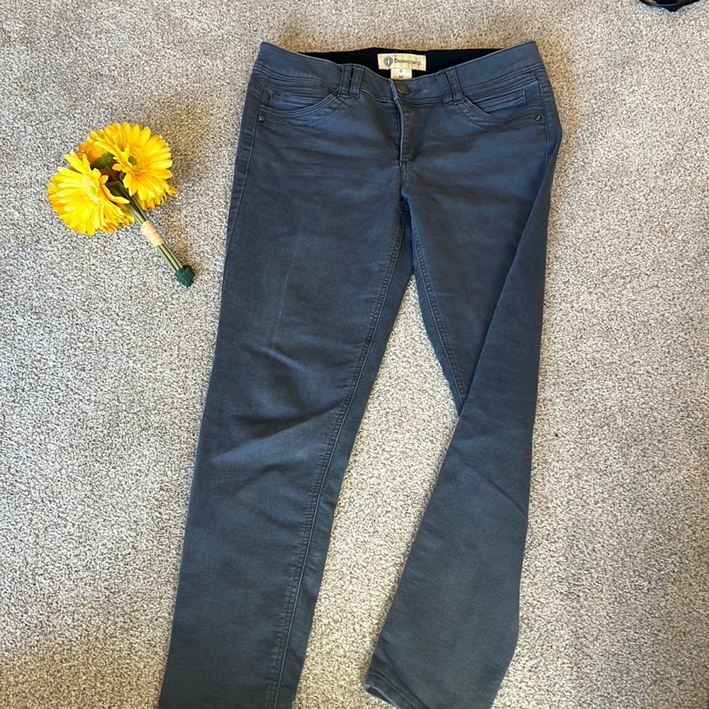 Democracy size 6 stretch blue gray pants